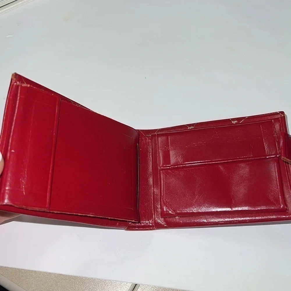 Vintage Red Leather Bifold Snap Wallet